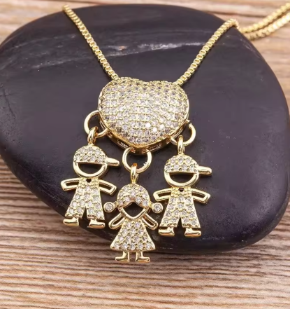 Collar Amor de Madre – Bañado en Oro de 18K